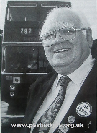 BB 38940 East Yorkshire Motor Services Driver