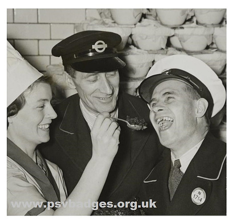 N 1714. A 1935 issued badge. London Transport Driver