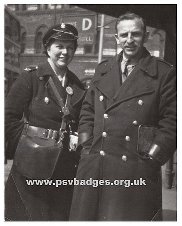 AA 7479 Middlesborough Driver and Conductor early 1950s badges AA 7479