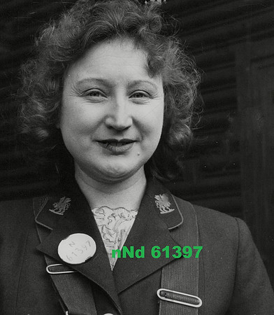 nNd 61397 No Deposit Badge. Miss Margaret Craggs London Transport Bus Conductress
