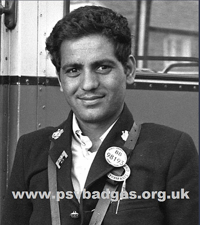 BB 98193 Bradford Corporation Transport Conductor. Note the 'Tramways' title on the cash bag buckle.
