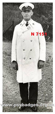 N 7151 London Transport Driver.