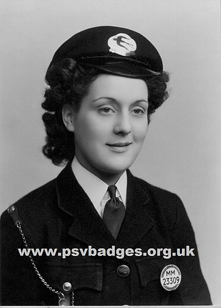 MM 23309 Scottish Bluebird Conductress